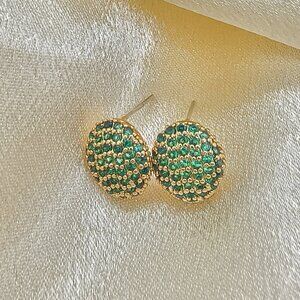 S925 Silver Pin Earrings with Green Zirconia Setting